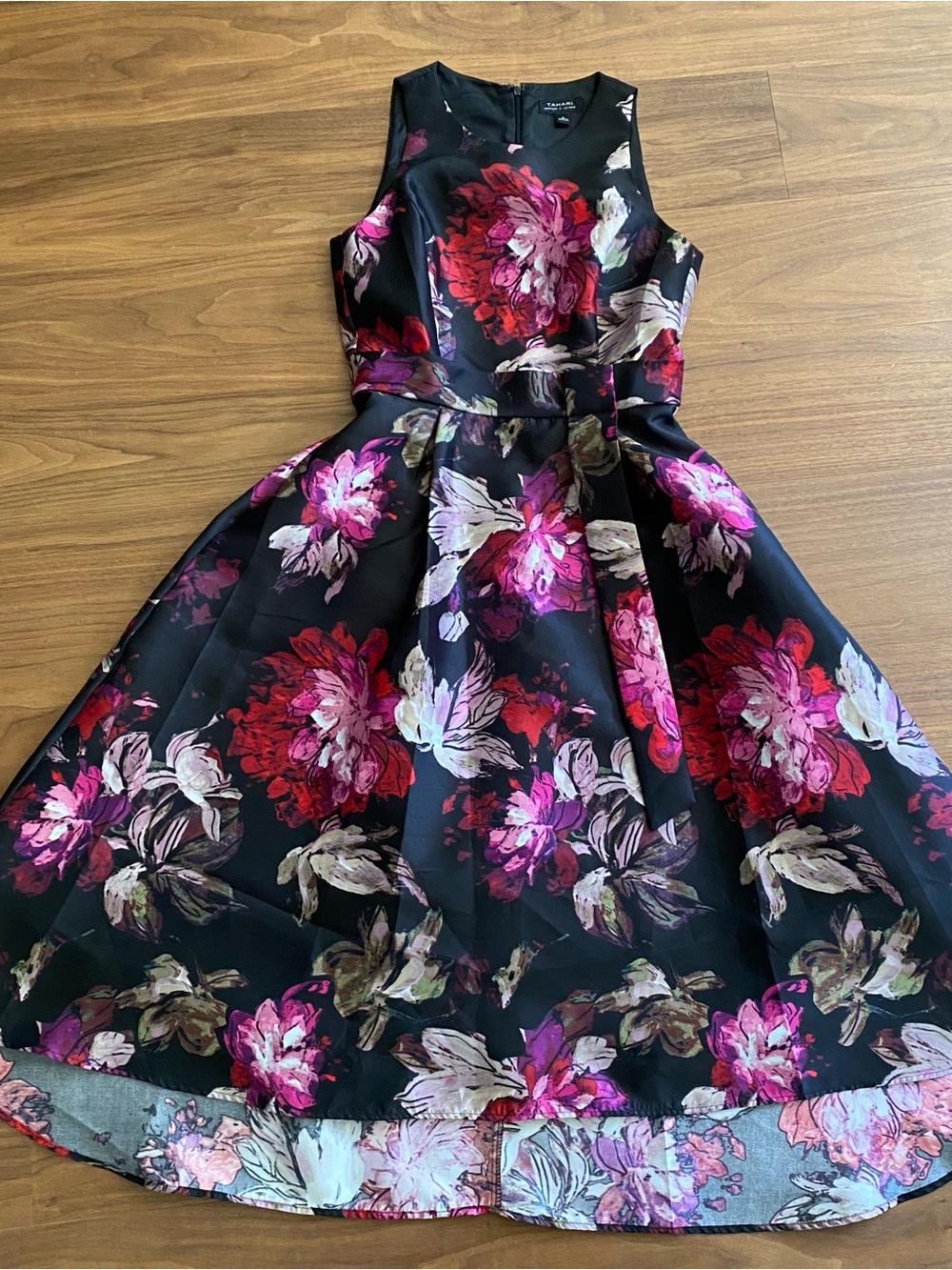 Tahari Arthur S Levine Floral High Low Dress Size 6